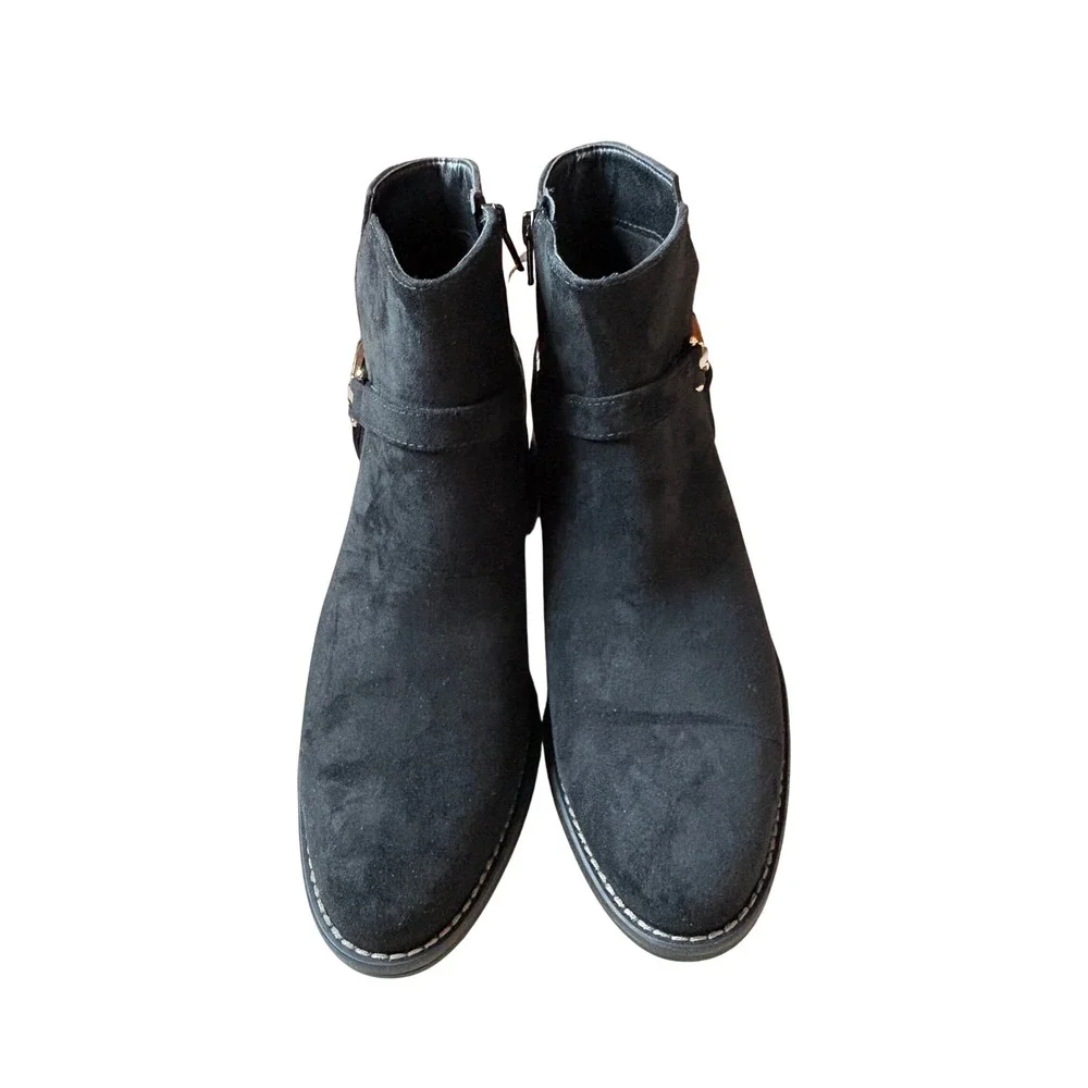 White Mountain Womens Black Ankle Boots Horsebit Buckle Booties Size 10
